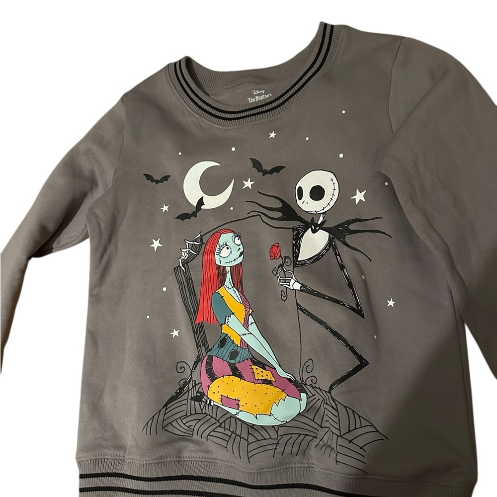Disney The Nightmare Before Christmas Sweater NWT - Picture 2 of 5
